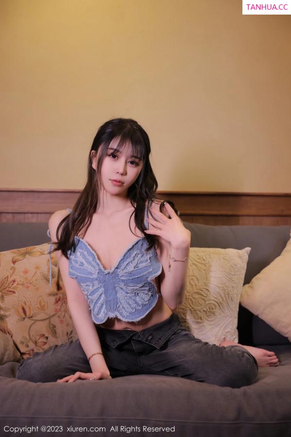 tina_甜仔  [XiuRen]高清写真图 2023.03.22 No.6449 tina_甜仔 美腿妩媚第7张图片